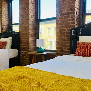Apartment Two Bedroom Harlem, New York